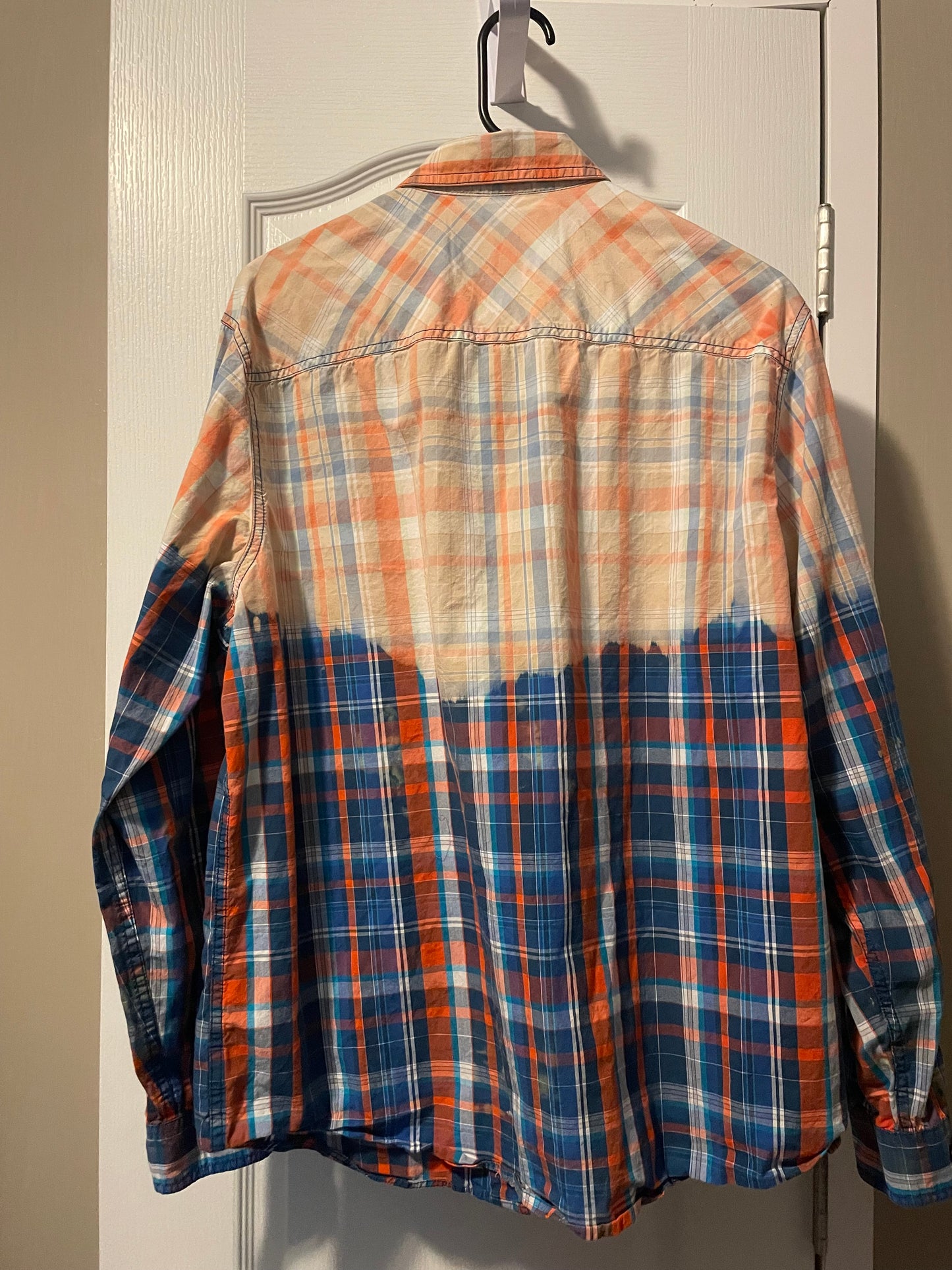 Bleached Button up Large